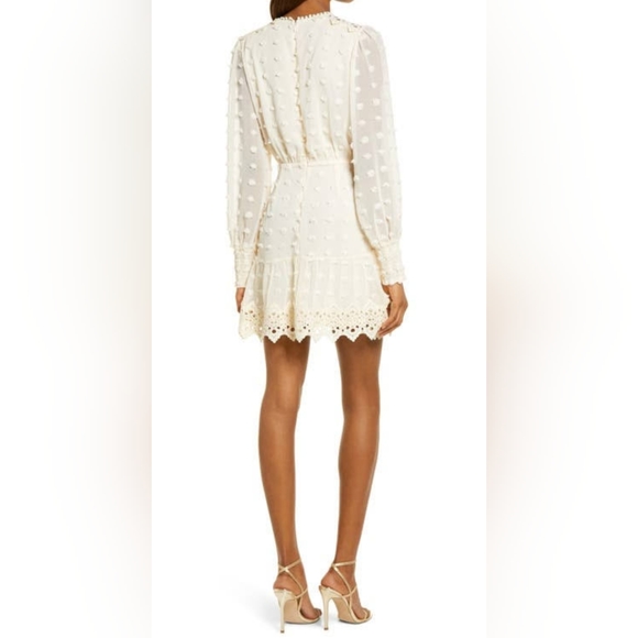 Lulu's Lust Or Love Cream Embroidered Lace Long Sleeve Dress size medium - Picture 4 of 13